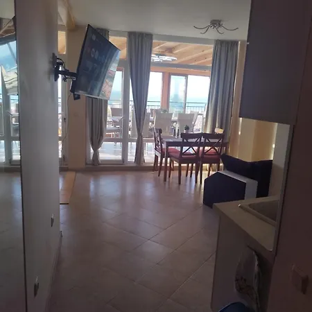 Апартамент Shipka Comfort Like Черноморец