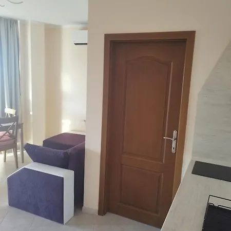 Апартамент Shipka Comfort Like Черноморец